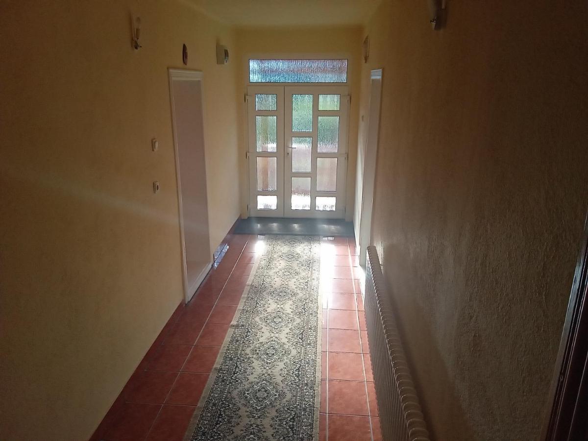 Timi Kulcsoshaz Hotel Lazarea Luaran gambar
