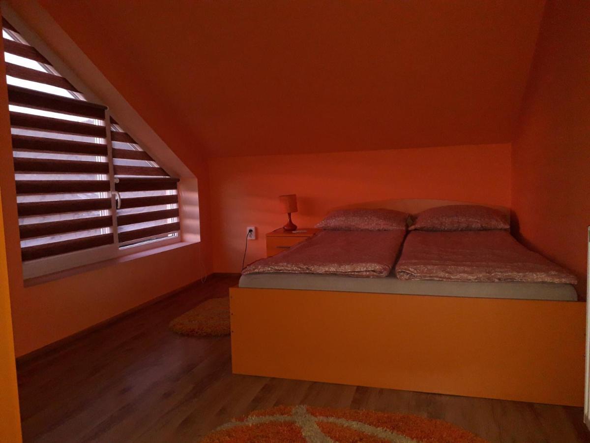 Timi Kulcsoshaz Hotel Lazarea Luaran gambar