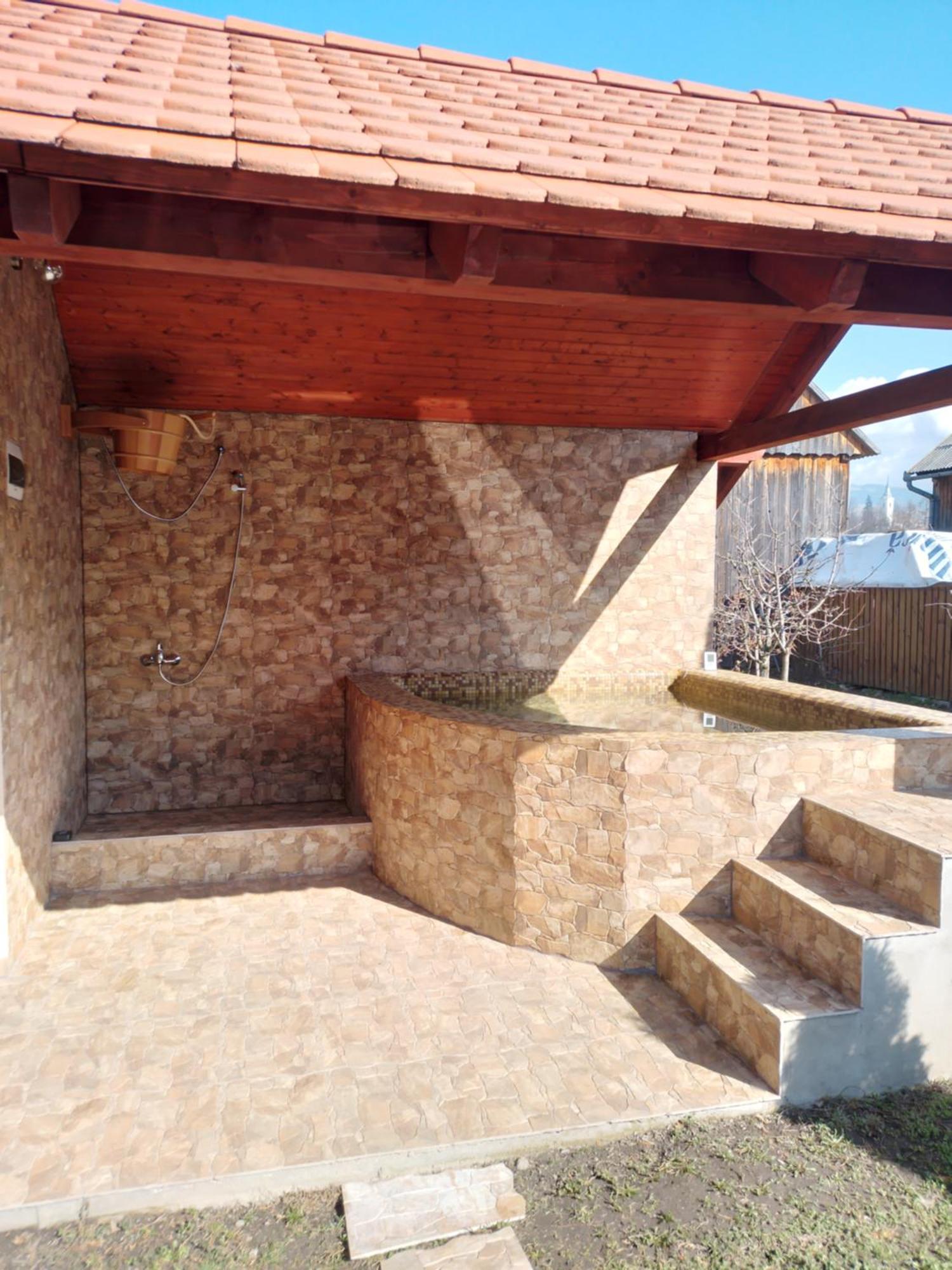 Timi Kulcsoshaz Hotel Lazarea Luaran gambar